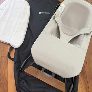 UPPAbaby Beige Baby Bouncer Seat